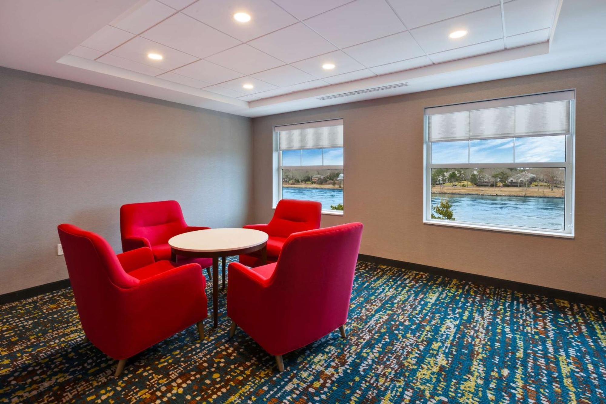 Hampton Inn Cape Cod Canal Bourne Eksteriør billede
