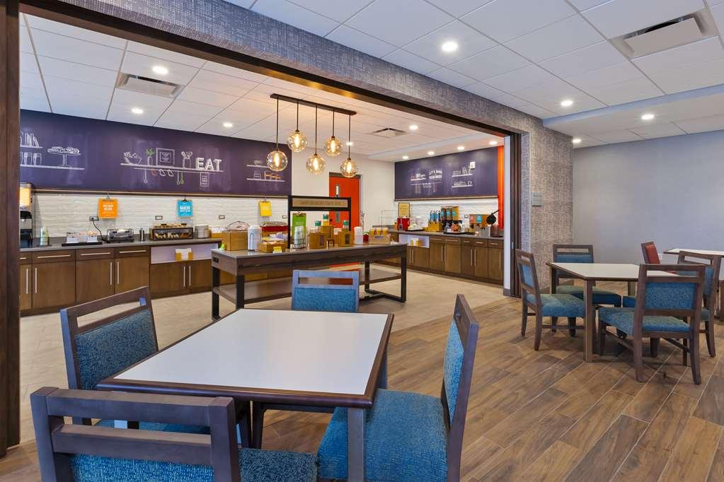 Hampton Inn Cape Cod Canal Bourne Restaurant billede